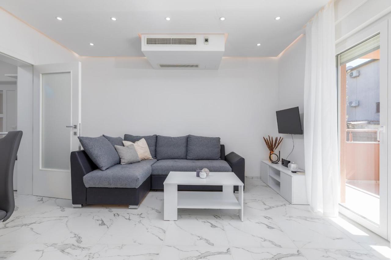 Apartman Knezevic A Fazana Bagian luar foto