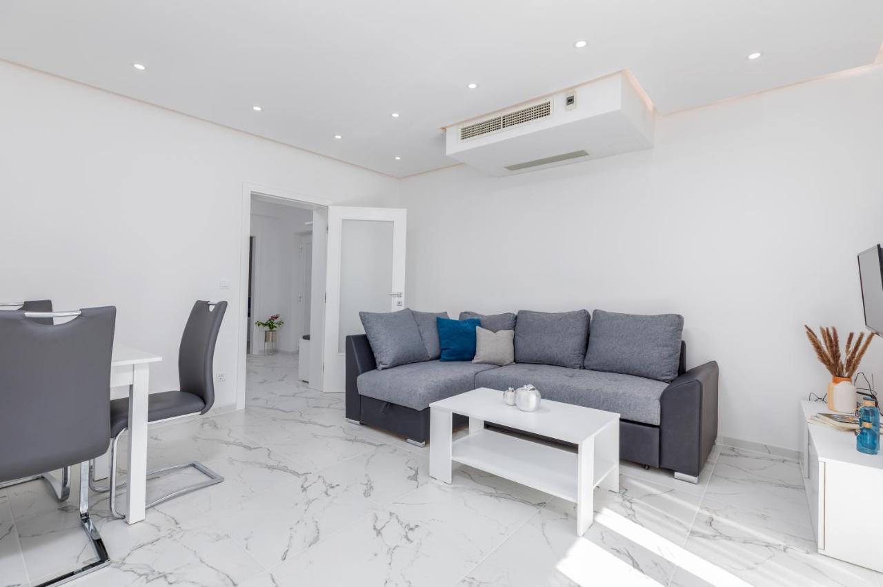 Apartman Knezevic A Fazana Bagian luar foto